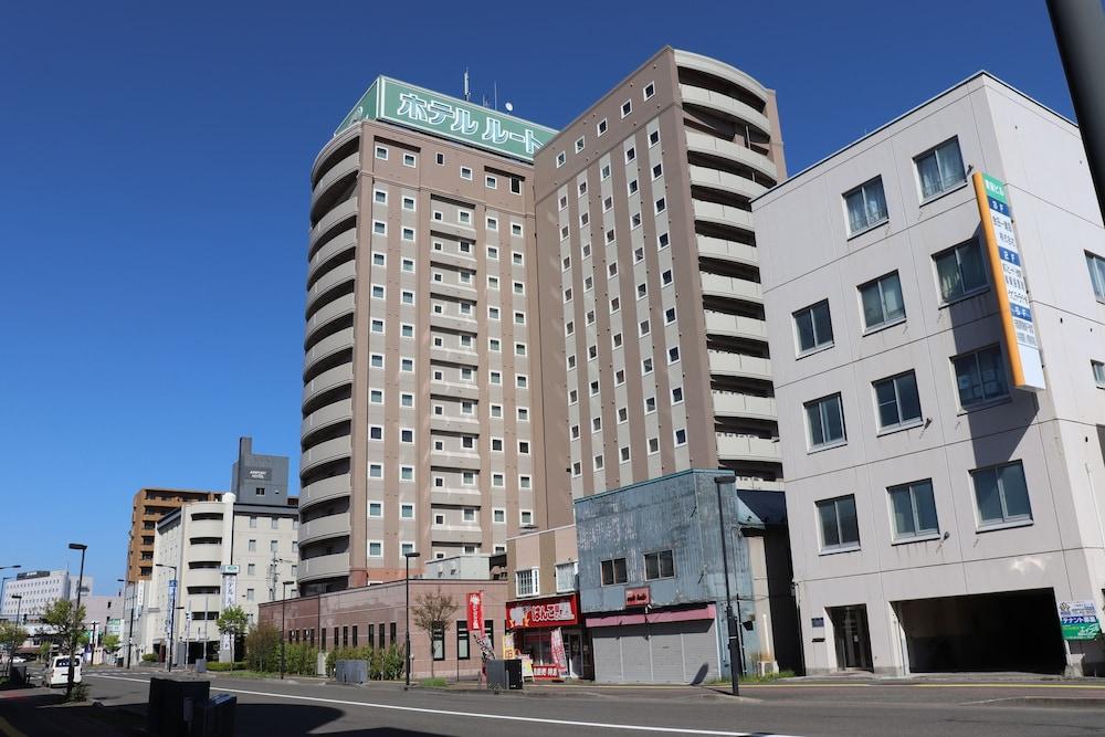 Hotel Route-Inn Chitose Ekimae Buitenkant foto